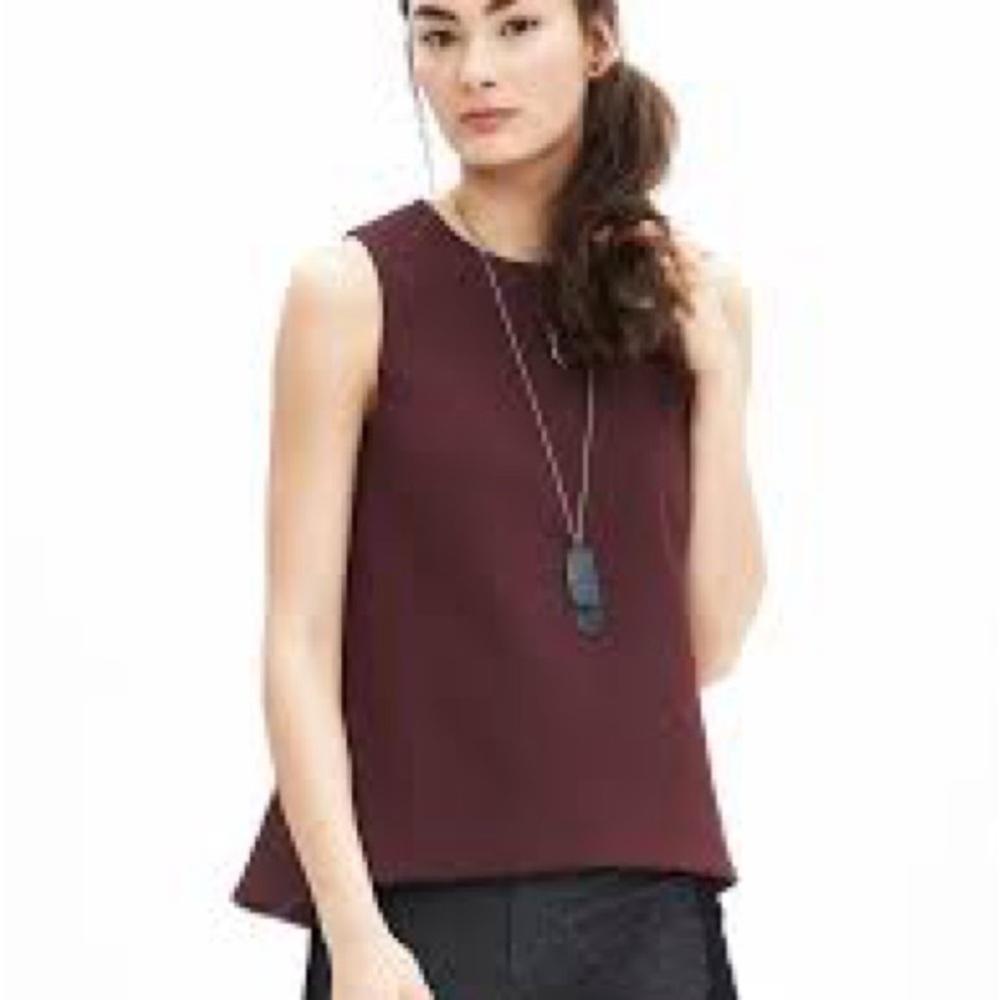 BANANA REPUBLIC - Burgundy SEAMED SWING TANK -Size M -NWOT